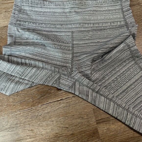 Athleta Chaturanga Leggings Grey Black Jacquard Medium - Picture 5 of 5